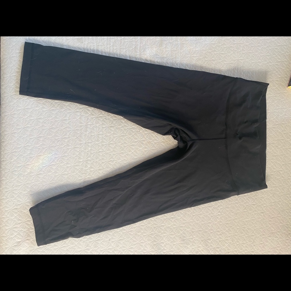 lululemon Wunder Under High Rise Crop 21” size 12 leggings
